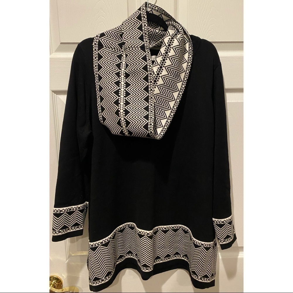 Plus Size Sweater with Scarf​​​​​​​​​​
